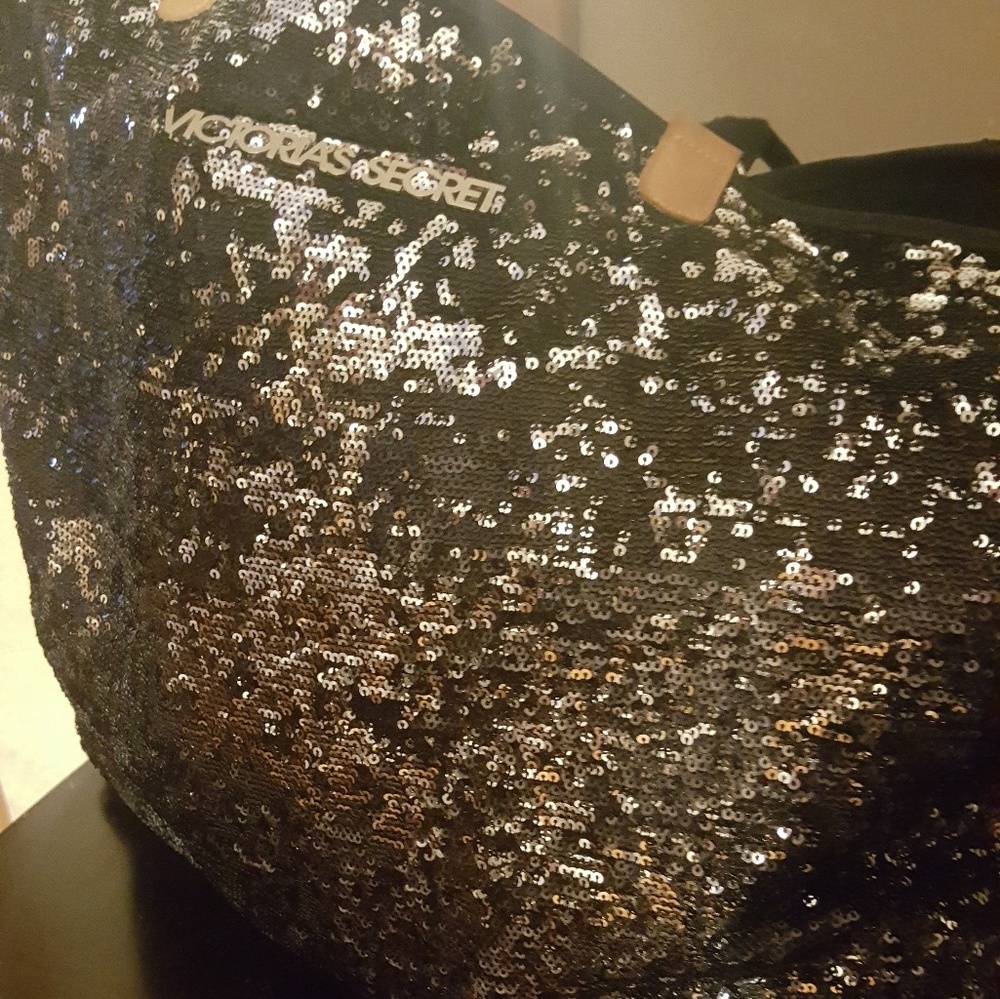 Victoria's Secret tote bag